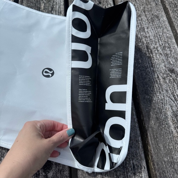 Lululemon Reusable Tote- Large - Picture 10 of 12